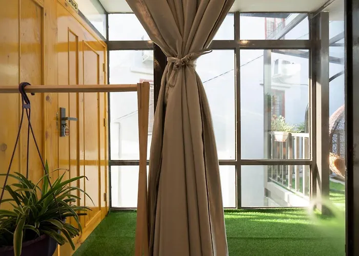 Ở trọ Private In Center Hạ Long